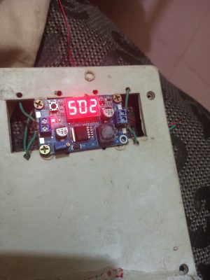 DC-DC Adjustable Boost Step Up Converter Booster Power Supply Module with LED Voltmeter  XL6009 photo review