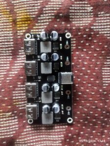 HW-298 1 2 4 USB DC~DC Step Down Fast Charging Quick Charge 3.0 USB Converter 6-32V DC to 5V~12V 18W Charger Module photo review