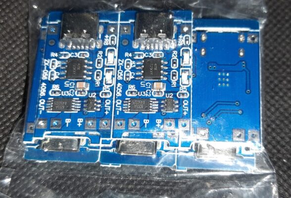 TP4056 Micro USB & Type C 5V 1A 18650 Lithium Battery Charger With Protection photo review